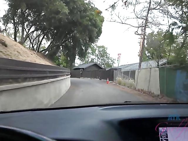 Hime Marie offers her wet pussy by her boyfriend