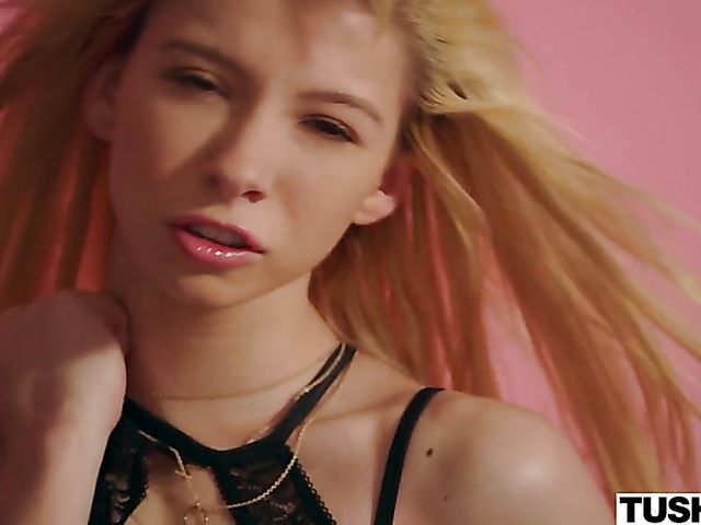 Kenzie Reeves - Petite blonde anal experience