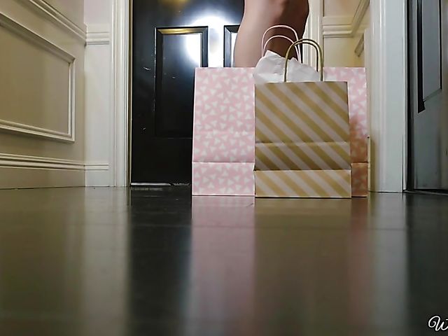 Small tits lesbian Charlotte Stokely has sex with elegant Jenna Sativa 