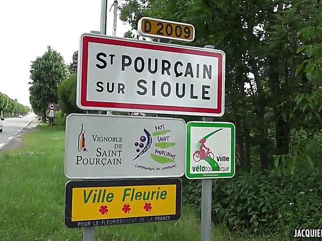 Hot French MILF Clarisse gets analyzed