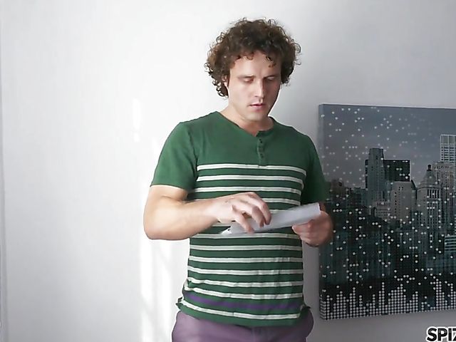 Big tits threesome with Kenzie Taylor and Valentina Nappi