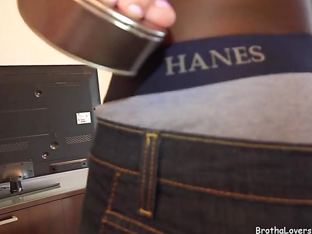 Hot stripper Moka Mora needs that black cock right now