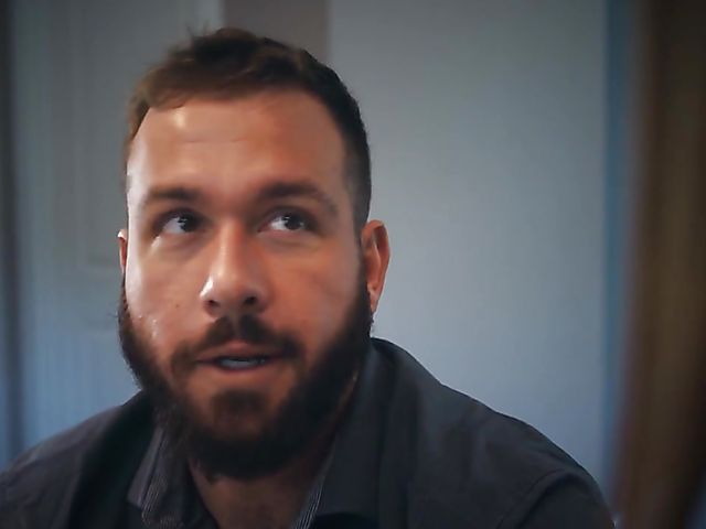 Jill Kassidy and Whitney Wright try lesbian sex