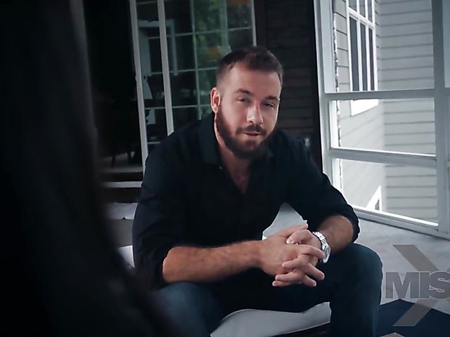 Jill Kassidy and Whitney Wright try lesbian sex