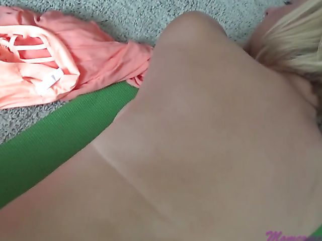 Busty stepmom Brianna Beach seduces her stepson into fucking