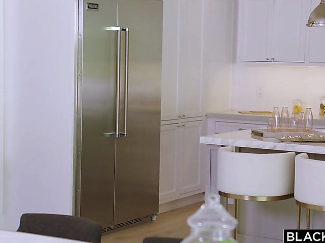 Danni Rivers' first black cock is the fun