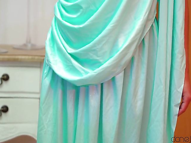 4th of July sex session with small tits Amirah Adara