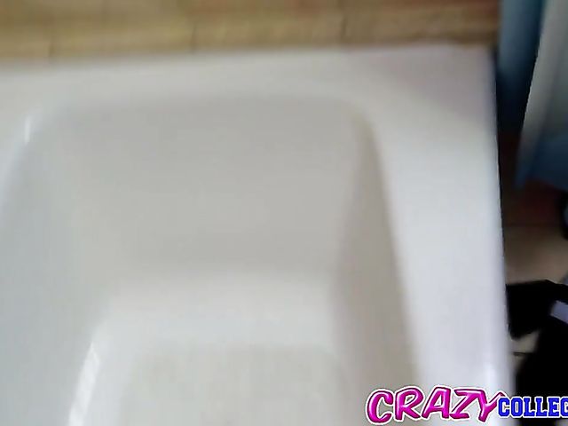 Bathroom threesome with naughty college girls