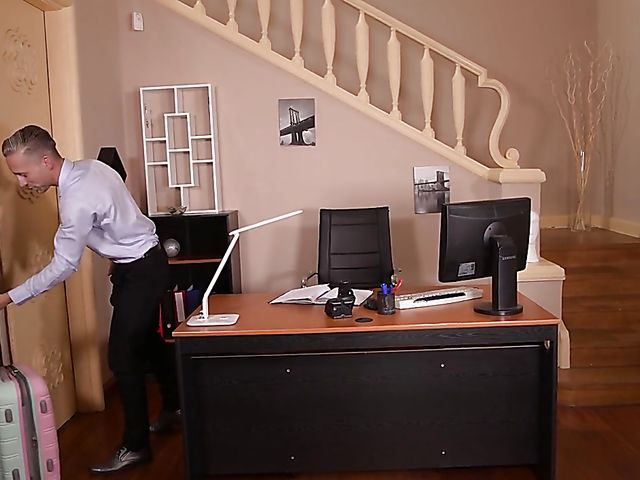 Liv Revamped's double penetration with Mugur and Lutro