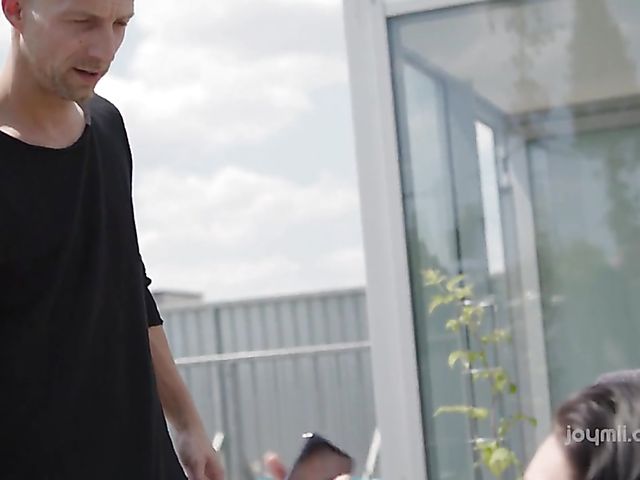 Topless stepdaughter Leanne Lace has hot sex with her stepdad