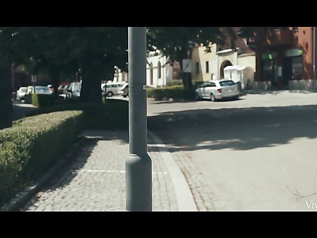 Lesbian MILF Kathy Anderson picks up Vanessa Hell