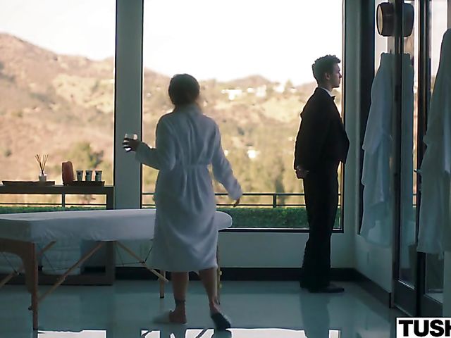 Big tits anal threeway with Abigail Mac and Lena Paul