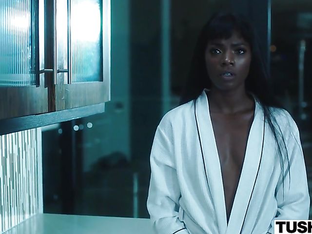 Big tits anal threeway with Abigail Mac and Lena Paul