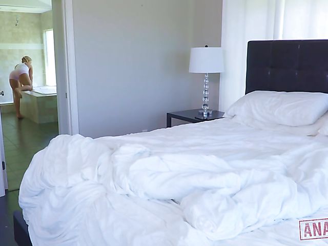 Candace Dare - Hardcore anal to orgasm