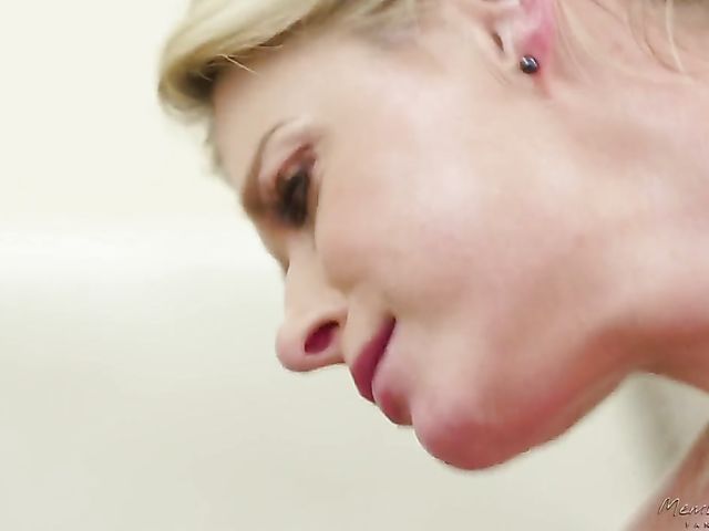 India Summer - Massage seduction and sex with a lucky client