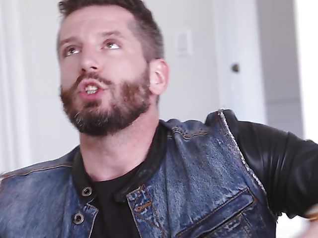 Titty fuck and doggy in the bath with amazing MILF Alexis Fawx