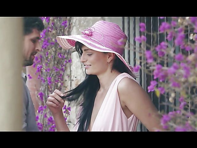 Passionate sex with hot senorita Lee Anne