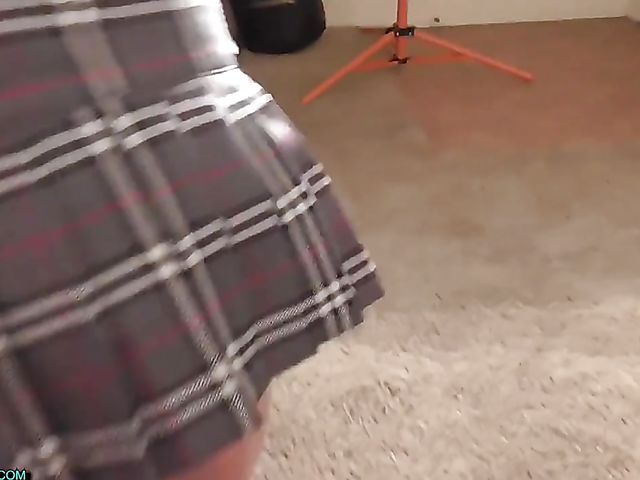 Young skinny girlfriend Kyler Quinn blows and fucks