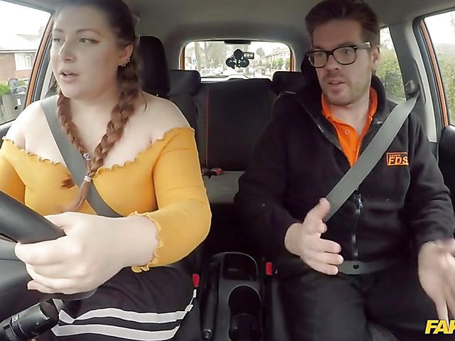 Tattooed BBW Estella Bathory fucking instead of driving