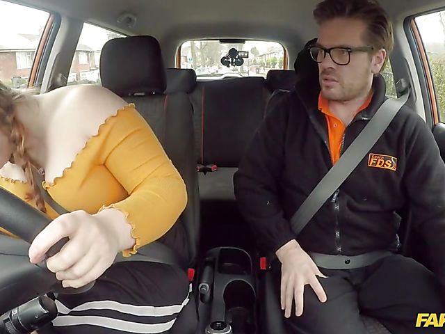 Tattooed BBW Estella Bathory fucking instead of driving