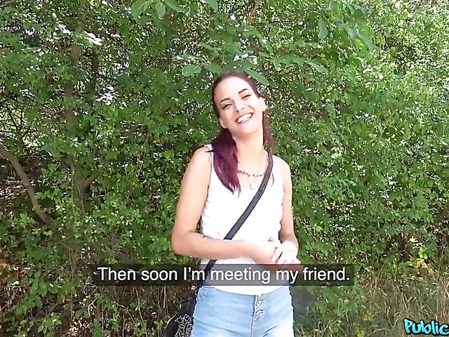 Lyen Parker doesn't mind having outdoor sex