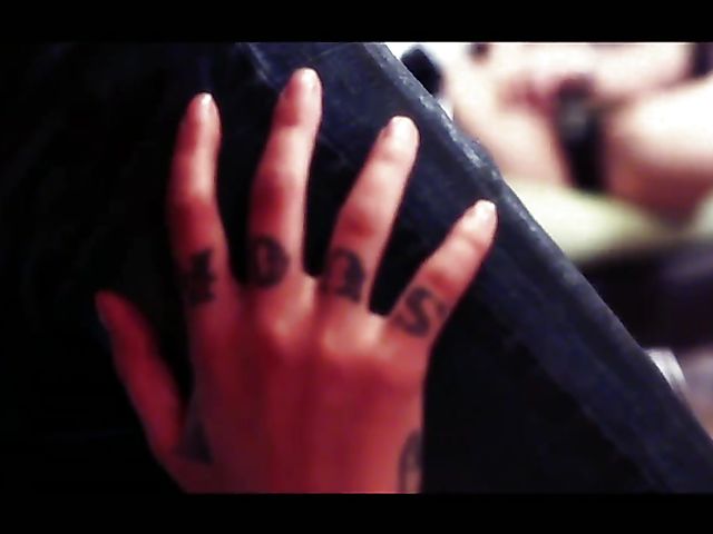 Close up pussy pounding with tattooed Holly Dee