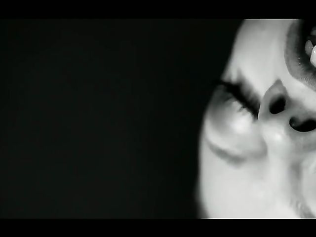 Close up pussy pounding with tattooed Holly Dee