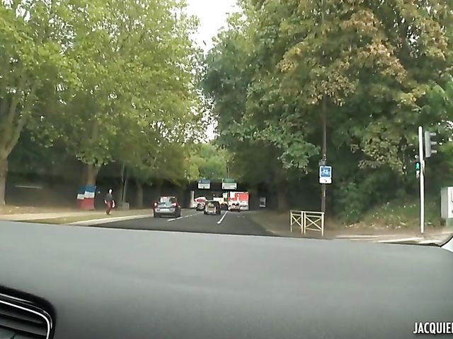 Skinny mature Jenny loves to fuck in her 45