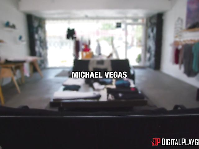 Elsa Jean - White girl sucks black dick and gets fucked