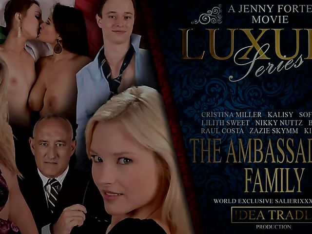 Euro threesome with sexy girls Zazie Skymm and Kalisy 