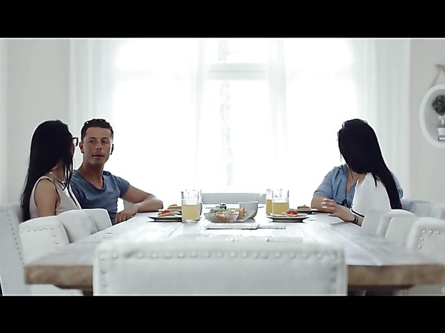 Hot babe in pink bikini Lexi Layo gets it on