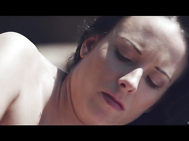 Hot babe in pink bikini Lexi Layo gets it on