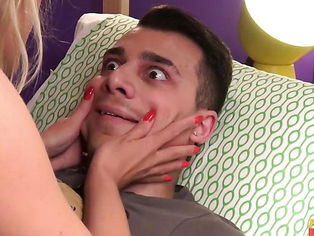 Elegant MILF Joanna Bujoli is his fucktoy for tonight