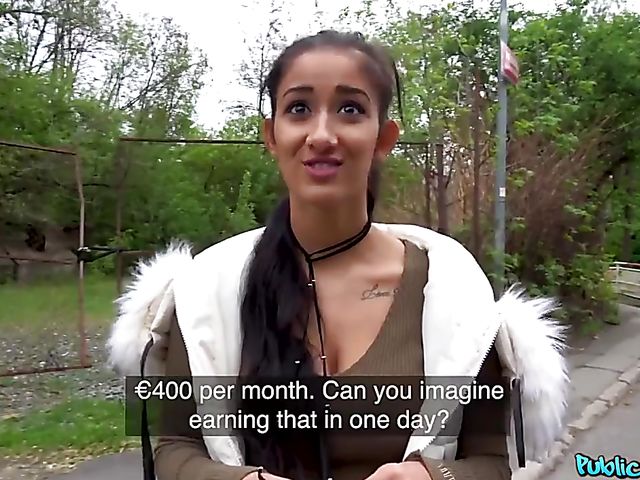 Public sex for cash with slutty student Darcia Lee