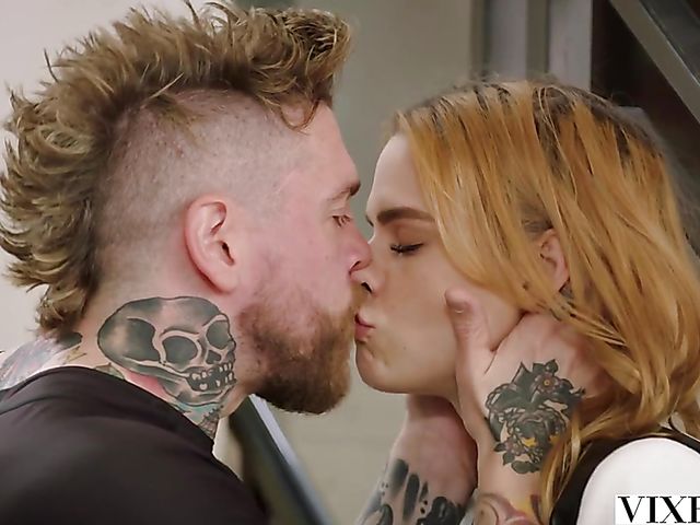 Redhead stockings babe Meggan Mallone gets a fuck 