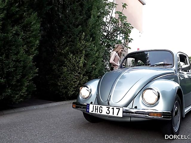 Foursome anal with elegant Cherry Kiss and Lucy Heart 