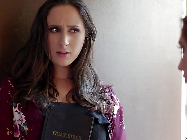 Lesbian anal virgin Jane Wilde gets straponed