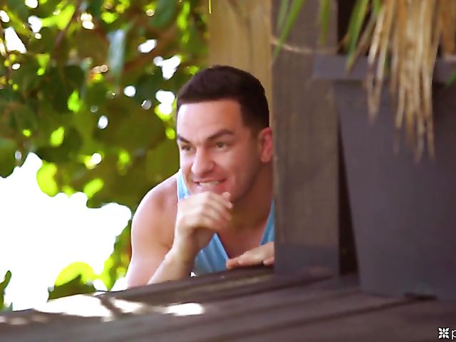 Skinny redhead Audrey Grace gets horny in the sun