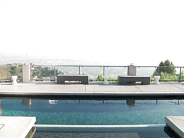 Gymnastic sex with flexible Alina Lopez 