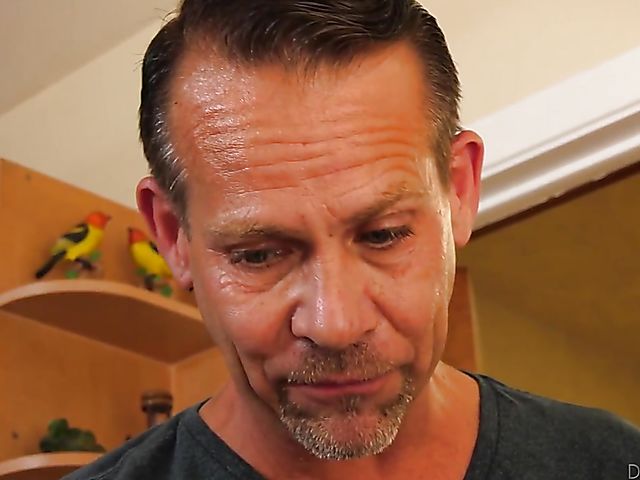 Big natural tits teen Amilia Onyx gets slammed