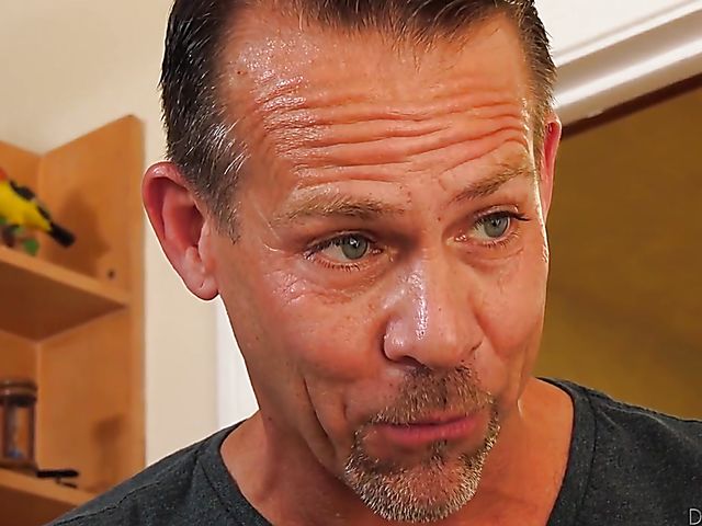 Big natural tits teen Amilia Onyx gets slammed