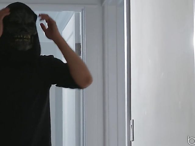 Halloween hard fuck with devil girl Ivy Wolfe