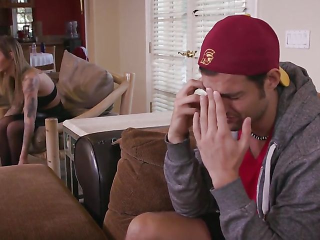 Anal affair with tattoo blonde Kleio Valentien