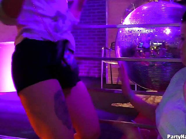 Club orgy with drunk ladies is about to start