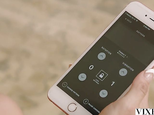 Sexy brunette Kissa Sins gets dicked down after sybian