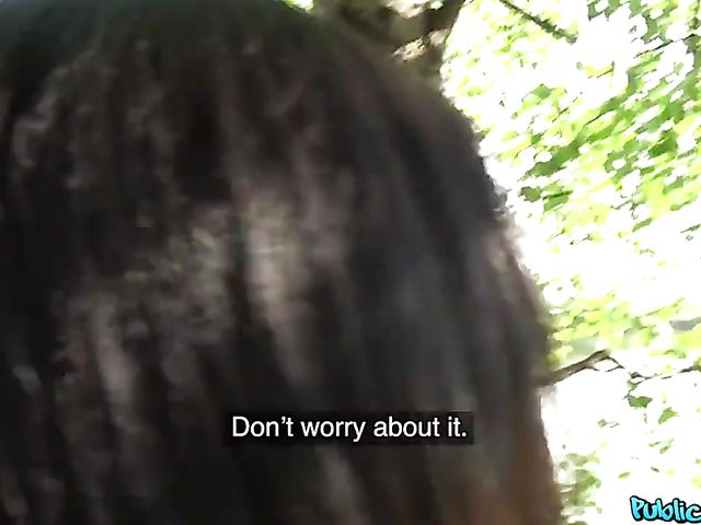 Akasha Coliun gets cash for sex in the outdoors