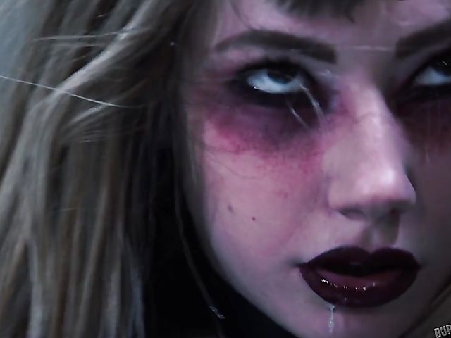 Straight jacket sex with insane Ivy Wolfe