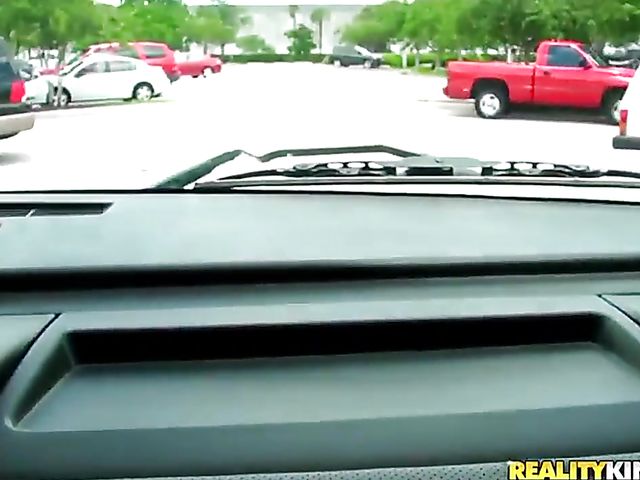 MILF Hunter sticks his cock in lovely Rachel