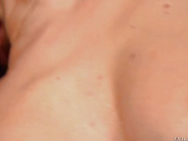 Amanda A and Timo Hardy hard anal session