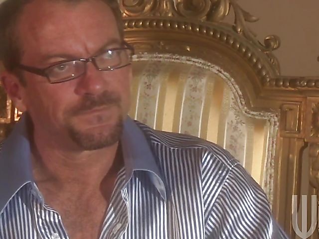 Alektra Blue lesbian entertainment with a blonde